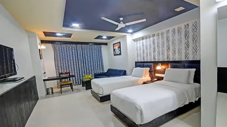 Puri Hotels