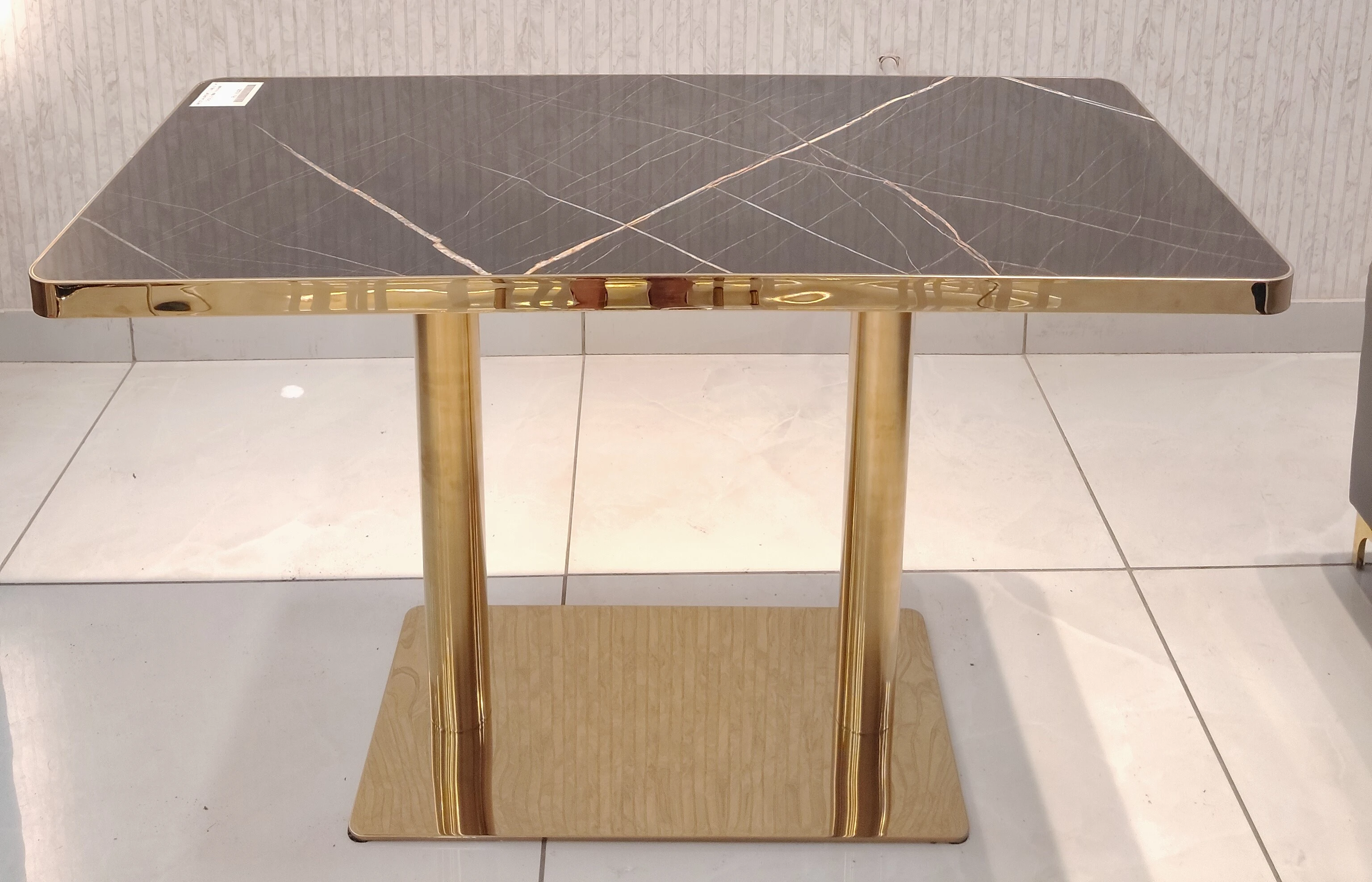 Arredo By Sunny Furniture Kirti Nagar