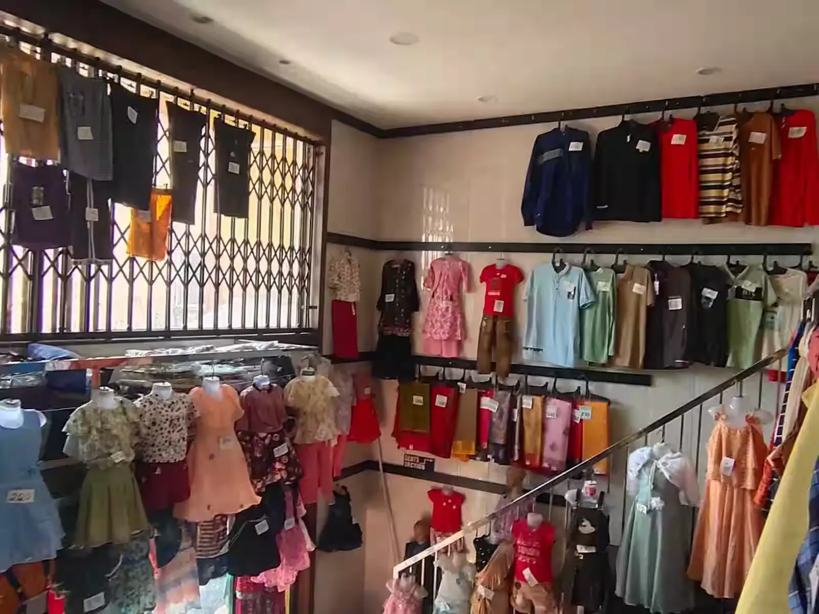 Leoestore