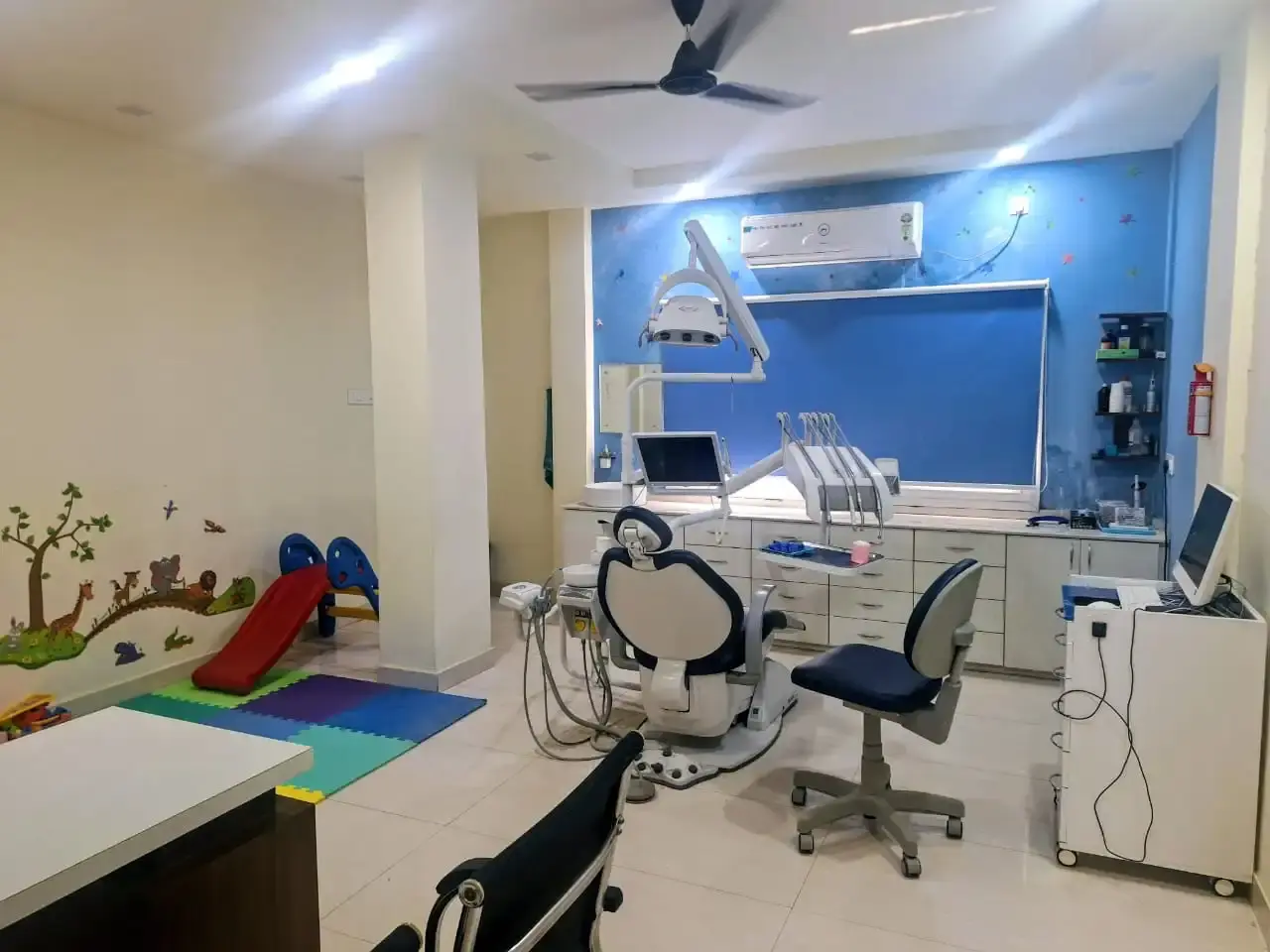 DrKhuntia’s Dental & Cosmetic Surgery Clinic